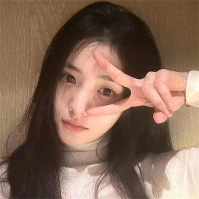 拿扫把的男人